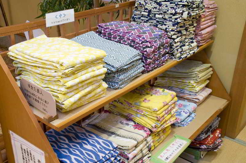Fujikawaguchiko Onsen Konanso Hotel Ngoại thất bức ảnh A display of various types of Furoshiki